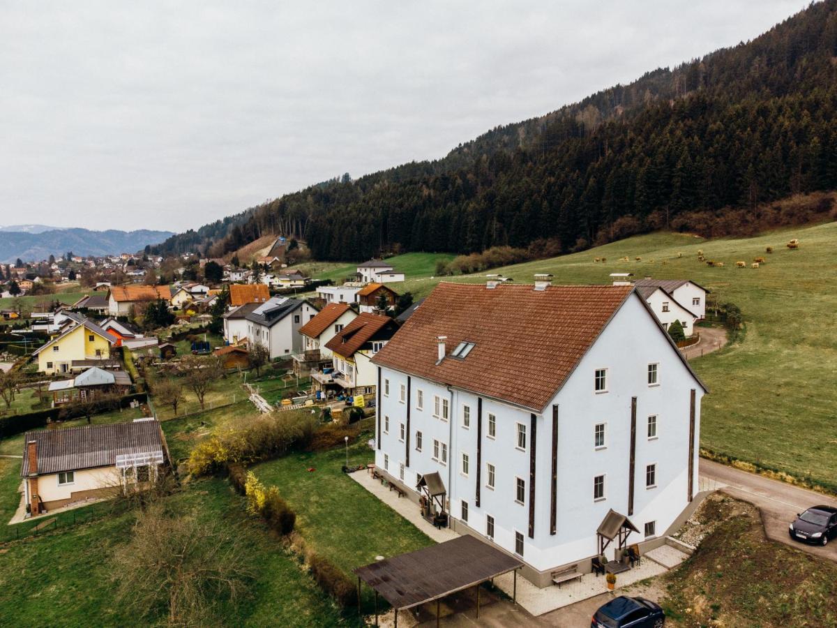 Sofia Apartment & Zimmer Sillweg Naehe Rebull Ring Fohnsdorf Eksteriør bilde